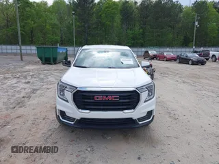 2024 GMC Terrain SLE z VIN 3GKALMEG3RL103586, wystawiony jako IAAI lot #42016804 z przebiegiem 21 596 mil mil oraz . Historia ofert i sprzedaży dostępna na DreamBid. Obrazek 12.
