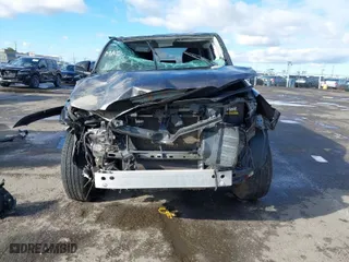 2019 Toyota 4Runner SR5 with VIN JTEBU5JR9K5666170, listed as a IAAI auction lot 41539253 with 82,568 mi miles. Bid and sale history available at carsss.com. Image 13.