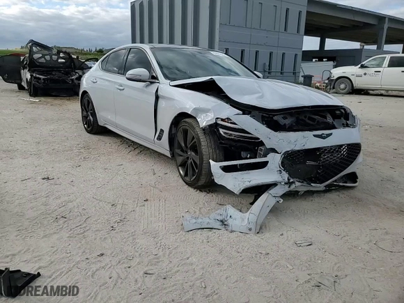 2022 Genesis G70 3.3T with VIN KMTG54TE4NU103180, listed as a Copart auction lot 80885684 with 34,852 mi miles and Salvage Title. Bid and sale history available at carsss.com. Image 10.