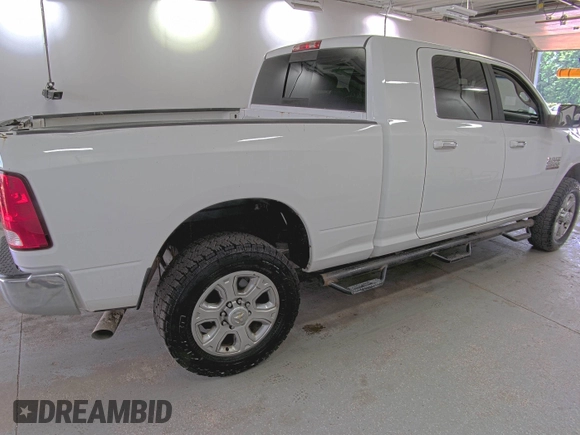 2015 Ram 2500 SLT with VIN 3C6UR5ML4FG582155, listed as a IAAI auction lot 42730160 with 280,655 mi miles and . Bid and sale history available at DreamBid. Image 41.