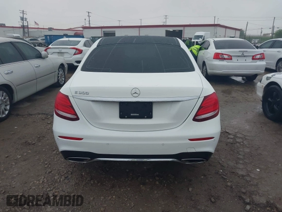 2018 Mercedes-Benz E 300 with VIN WDDZF4JB6JA388852, listed as a IAAI auction lot 41960710 with 64,439 mi miles and . Bid and sale history available at DreamBid. Image 16.
