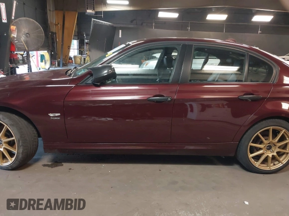 2009 BMW 3 Series 328i xDrive with VIN WBAPK73569A452922, listed as a IAAI auction lot 42517745 with 197,794 mi miles and . Bid and sale history available at DreamBid. Image 15.