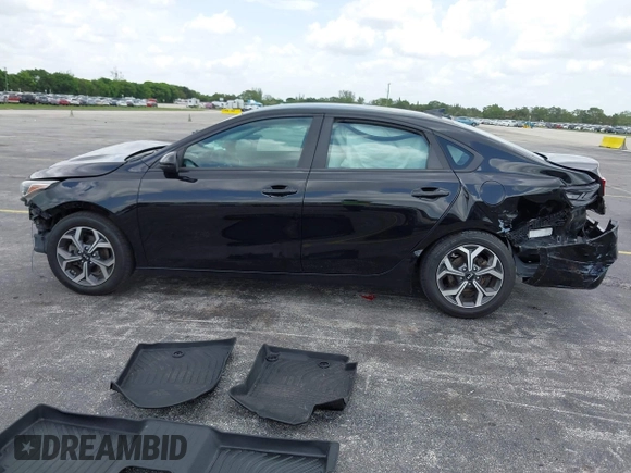 2019 Kia Forte LXS z VIN 3KPF24AD7KE064236, wystawiony jako IAAI lot #42632473 z przebiegiem 108 770 mil mil oraz . Historia ofert i sprzedaży dostępna na DreamBid. Obrazek 14.