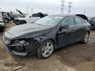 2014 Volvo S60 T5 with VIN YV1612FS6E2281223, listed as a Copart auction lot 42648005 with 71,004 mi miles and Salvage Title. Bid and sale history available at carsss.com. Image 1.