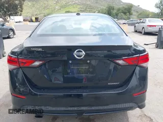 2022 Nissan Sentra SR z VIN 3N1AB8DV3NY295100, wystawiony jako IAAI lot #41901931 z przebiegiem 40 811 mil mil oraz . Historia ofert i sprzedaży dostępna na DreamBid. Obrazek 16.