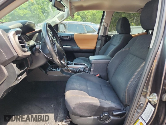 2017 Toyota Tacoma SR5 with VIN 3TMAZ5CNXHM044286, listed as a Copart auction lot 61455145 with 112,079 mi miles and Salvage title. Bid and sale history available at DreamBid. Image 7.
