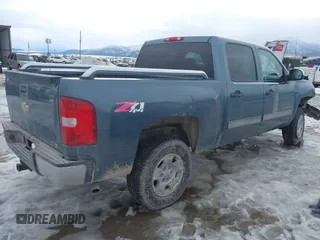 2011 Chevrolet Silverado 1500 LT with VIN 3GCPKSE30BG189500, listed as a IAAI auction lot 41657850 with 147,460 mi miles and . Bid and sale history available at DreamBid. Image 4.