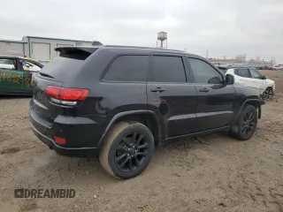 2018 Jeep Grand Cherokee Upland with VIN 1C4RJFAG7JC297643, listed as a Copart auction lot 44006325 with 94,421 mi miles and Salvage title. Bid and sale history available at DreamBid. Image 3.