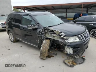 2017 Ford Explorer XLT with VIN 1FM5K7D82HGB29834, listed as a Copart auction lot 52032405 with 115,881 mi miles and Salvage title. Bid and sale history available at DreamBid. Image 4.