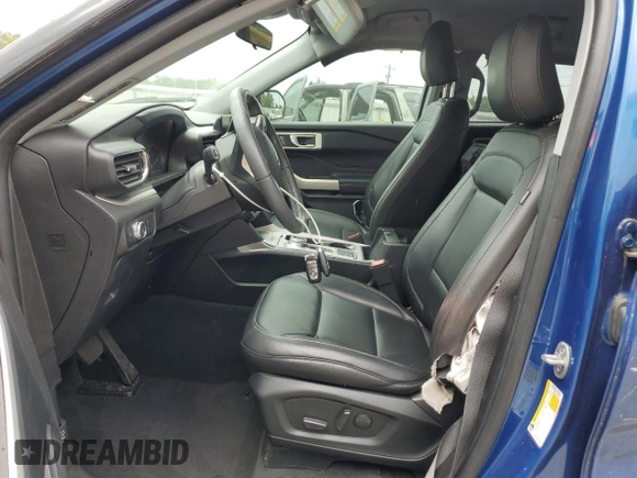 2022 Ford Explorer XLT with VIN 1FMSK7DH7NGC02324, listed as a Copart auction lot 55757885 with 19,078 mi miles and Salvage title. Bid and sale history available at DreamBid. Image 7.