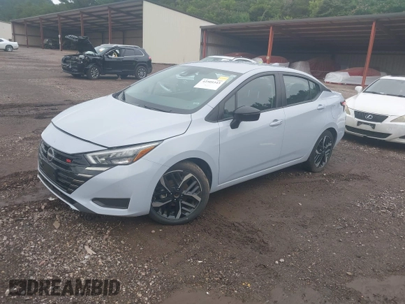 2024 Nissan Versa SR z VIN 3N1CN8FV2RL910073, wystawiony jako IAAI lot #42509343 z przebiegiem 28 837 mil mil oraz . Historia ofert i sprzedaży dostępna na DreamBid. Obrazek 17.