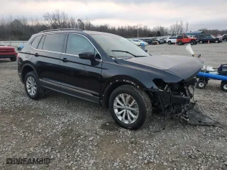 2018 Volkswagen Tiguan SEL with VIN 3VV3B7AX3JM010324, listed as a Copart auction lot 42957245 with 0 mi miles and Salvage Title. Bid and sale history available at carsss.com. Image 4.