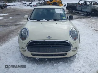 2019 MINI Hardtop Cooper with VIN WMWXP5C52K2H31051, listed as a IAAI auction lot 41555750 with 20,848 mi miles and . Bid and sale history available at DreamBid. Image 12.