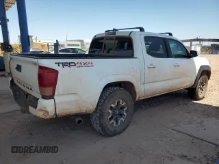 2019 Toyota Tacoma SR z VIN 3TMCZ5AN2KM221349, wystawiony jako Copart lot #60332685 z przebiegiem 109 907 mil mil oraz Szkoda całkowita • Salvage title. Historia ofert i sprzedaży dostępna na DreamBid. Obrazek 3.