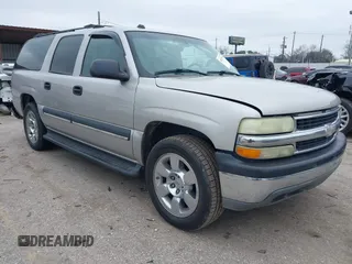 2004 Chevrolet Suburban LS with VIN 3GNEC16Z94G210873, listed as a IAAI auction lot 41624290 with 347,735 mi miles. Bid and sale history available at carsss.com. Image 1.