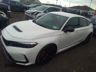 2023 Honda Civic Type R z VIN JHMFL5G45PX002284, wystawiony jako IAAI lot #38295791 z przebiegiem 3303 mil mil oraz . Historia ofert i sprzedaży dostępna na DreamBid. Obrazek 2.