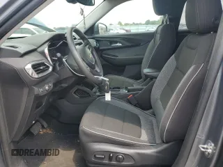2021 Chevrolet TrailBlazer LT with VIN KL79MPSL1MB040347, listed as a Copart auction lot 64392884 with 42,576 mi miles and Salvage Title. Bid and sale history available at DreamBid. Image 7.