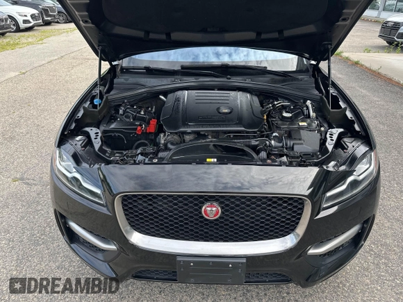 2017 Jaguar F-Pace 20d R-Sport с VIN SADCL2BN8HA088315, выставлен на аукционе IAAI как лот 42713068 с пробегом 77 319 миль миль и . История ставок и продаж доступна на DreamBid. Изображение 10.