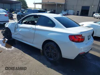 2016 BMW 2 Series M235i with VIN WBA1J7C5XGV359562, listed as a IAAI auction lot 39990299 with 54,022 mi miles. Bid and sale history available at carsss.com. Image 3.
