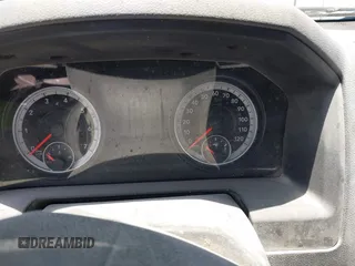 2014 Ram 1500 Tradesman z VIN 1C6RR6FG2ES339933, wystawiony jako IAAI lot #42594859 z przebiegiem Nie podano mil oraz . Historia ofert i sprzedaży dostępna na DreamBid. Obrazek 7.