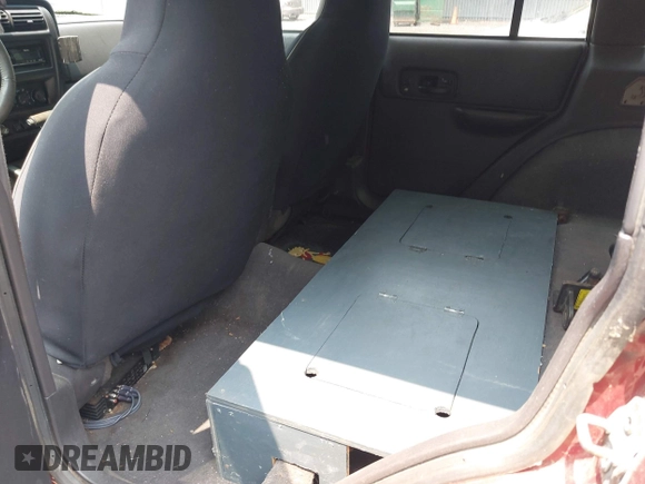 1999 Jeep Cherokee Sport с VIN 1J4FF68S2XL591291, выставлен на аукционе IAAI как лот 42430037 с пробегом 329 792 миль миль и . История ставок и продаж доступна на DreamBid. Изображение 8.