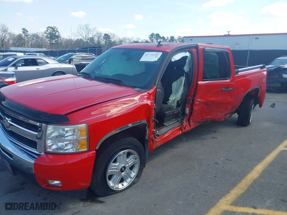 2011 Chevrolet Silverado 1500 LT with VIN 3GCPKSE30BG178948, listed as a IAAI auction lot 41771192 with 127,283 mi miles. Bid and sale history available at carsss.com. Image 18.