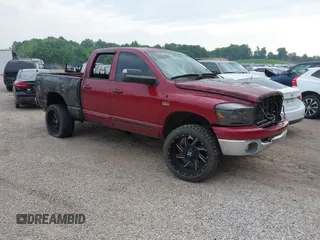 2007 Dodge 1500 SLT с VIN 1D7HU18247J501017, выставлен на аукционе IAAI как лот 42406381 с пробегом Не указан миль и . История ставок и продаж доступна на DreamBid. Изображение 1.