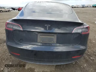 2023 Tesla Model 3 z VIN 5YJ3E1EA0PF451513, wystawiony jako Copart lot #51606425 z przebiegiem 58 482 mil mil oraz Szkoda całkowita • Salvage title. Historia ofert i sprzedaży dostępna na DreamBid. Obrazek 6.