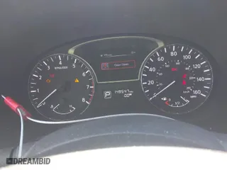 2014 Nissan Pathfinder SV with VIN 5N1AR2MN5EC680524, listed as a IAAI auction lot 41644300 with 149,547 mi miles. Bid and sale history available at carsss.com. Image 7.