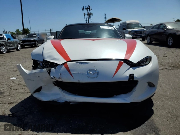 2021 Mazda MX-5 Miata Grand Touring with VIN JM1NDAD77M0459510, listed as a Copart auction lot 68654874 with 39,657 mi miles and Salvage title. Bid and sale history available at DreamBid. Image 5.