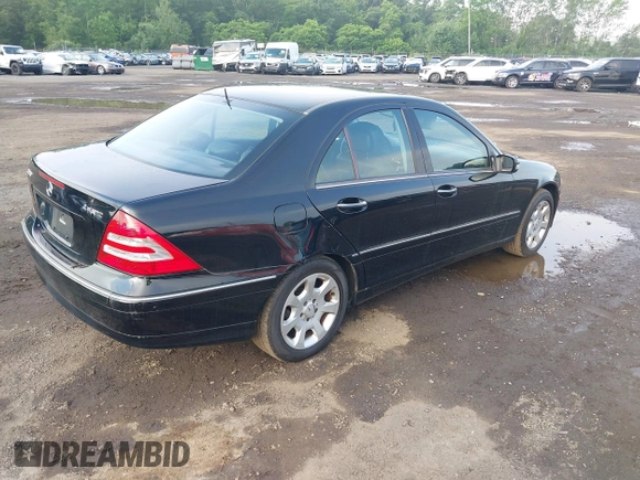 2006 Mercedes-Benz C 280 Luxury z VIN WDBRF92H56F778764, wystawiony jako IAAI lot #42759400 z przebiegiem 136 543 mil mil oraz . Historia ofert i sprzedaży dostępna na DreamBid. Obrazek 4.