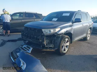 2013 Toyota Highlander Limited with VIN 5TDYK3EH2DS122634, listed as a IAAI auction lot 40491413 with 230,275 mi miles. Bid and sale history available at carsss.com. Image 17.