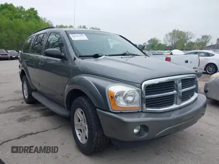2005 Dodge Durango SLT z VIN 1D4HB48N75F527013, wystawiony jako IAAI lot #42065989 z przebiegiem 164 786 mil mil oraz . Historia ofert i sprzedaży dostępna na DreamBid. Obrazek 1.