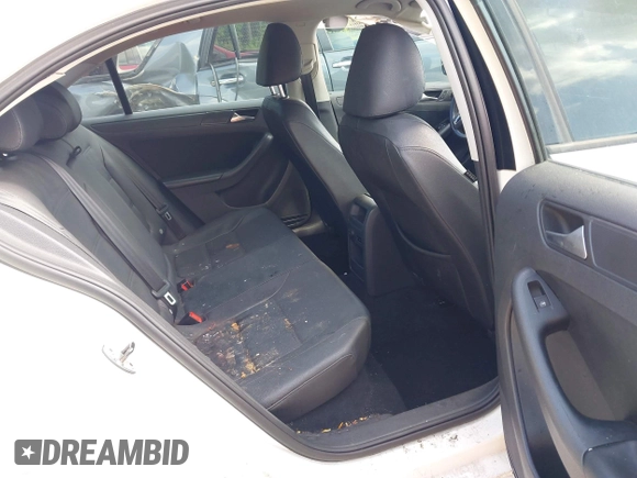 2012 Volkswagen Jetta Sedan SE w/Convenience & Sunroof with VIN 3VWDX7AJ9CM341490, listed as a IAAI auction lot 42147872 with 207,723 mi miles. Bid and sale history available at carsss.com. Image 8.
