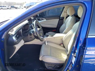 2021 Genesis G70 2.0T z VIN KMTG44LA2MU072235, wystawiony jako Copart lot #40438474 z przebiegiem 43 735 mil mil oraz . Historia ofert i sprzedaży dostępna na DreamBid. Obrazek 7.