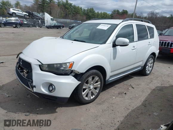 2011 Mitsubishi Outlander SE z VIN JA4JT3AW4BU007359, wystawiony jako IAAI lot #42048256 z przebiegiem 166 805 mil mil oraz . Historia ofert i sprzedaży dostępna na DreamBid. Obrazek 2.