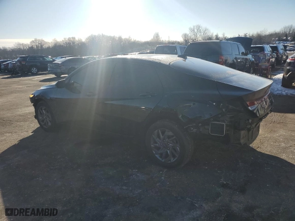 2024 Hyundai Elantra SEL with VIN KMHLM4DG1RU733708, listed as a Copart auction lot 46089855 with 27,604 mi miles and Salvage Title. Bid and sale history available at carsss.com. Image 2.