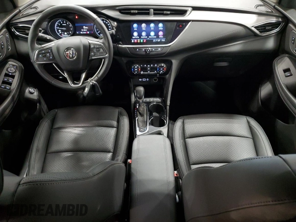 2022 Buick Encore GX Essence с VIN KL4MMGSLXNB090950, выставлен на аукционе Copart как лот 52692915 с пробегом 36 353 миль миль и Списание • Salvage title. История ставок и продаж доступна на DreamBid. Изображение 8.