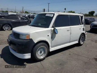 2006 Scion xB z VIN JTLKT324464031436, wystawiony jako Copart lot #61510355 z przebiegiem 268 134 mil mil oraz Szkoda całkowita • Salvage title. Historia ofert i sprzedaży dostępna na DreamBid. Obrazek 1.
