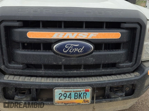 2013 Ford F-250 XL z VIN 1FT7X2B6XDEB81253, wystawiony jako IAAI lot #42854468 z przebiegiem 217 973 mil mil oraz . Historia ofert i sprzedaży dostępna na DreamBid. Obrazek 6.