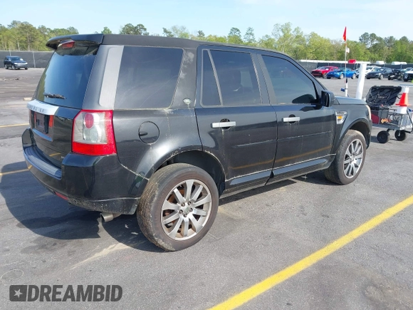 2008 Land Rover LR2 HSE with VIN SALFT24N38H113692, listed as a IAAI auction lot 41928312 with 180,837 mi miles and . Bid and sale history available at DreamBid. Image 4.