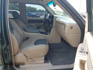 2004 Chevrolet Avalanche Z66 with VIN 3GNEC12T74G122924, listed as a IAAI auction lot 42406711 with 220,783 mi miles and . Bid and sale history available at DreamBid. Image 5.