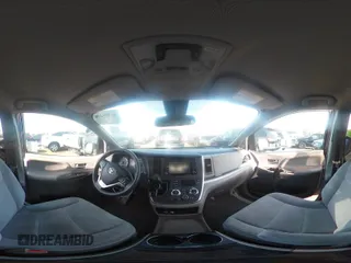 2019 Toyota Sienna LE Auto Access Seat with VIN 5TDKZ3DC4KS987948, listed as a IAAI auction lot 41225296 with 104,189 mi miles and . Bid and sale history available at DreamBid. Image 18.