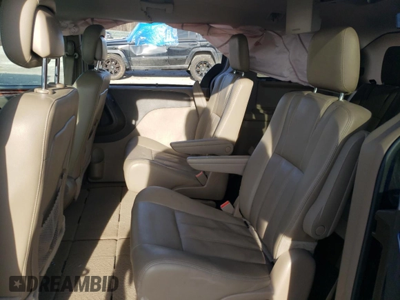 2016 Chrysler Town & Country Touring with VIN 2C4RC1BG7GR207032, listed as a Copart auction lot 45385345 with 92,189 mi miles and Salvage Title. Bid and sale history available at carsss.com. Image 12.