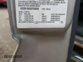 2002 Chevrolet Silverado 1500HD LT z VIN 1GCGK13U02F226620, wystawiony jako Copart lot #73842024 z przebiegiem Nie podano mil oraz Czysty tytuł • Clean title. Historia ofert i sprzedaży dostępna na DreamBid. Obrazek 13.