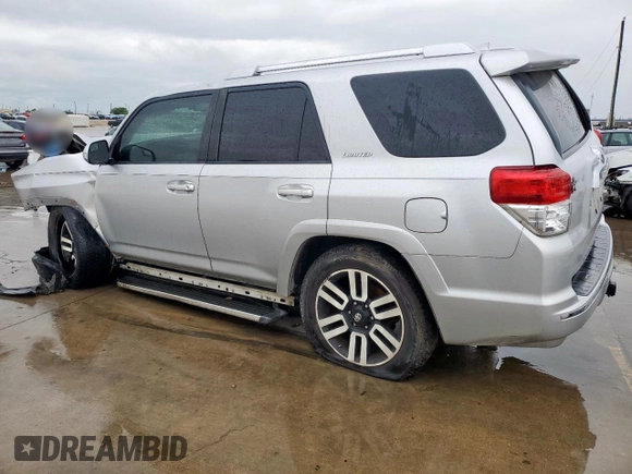 2011 Toyota 4Runner SR5 z VIN JTEZU5JR5B5021305, wystawiony jako Copart lot #55453275 z przebiegiem 194 752 mil mil oraz Szkoda całkowita • Salvage title. Historia ofert i sprzedaży dostępna na DreamBid. Obrazek 2.