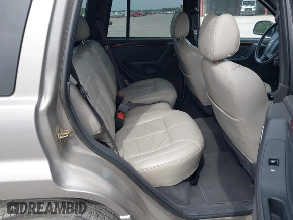 2001 Jeep Grand Cherokee Limited with VIN 1J4GW58N21C655426, listed as a IAAI auction lot 42280177 with 110,207 mi miles and . Bid and sale history available at DreamBid. Image 8.