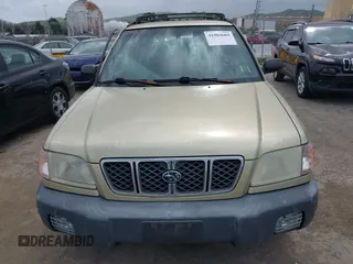 2001 Subaru Forester L with VIN JF1SF63511G703834, listed as a IAAI auction lot 41904604 with 137,225 mi miles. Bid and sale history available at carsss.com. Image 6.
