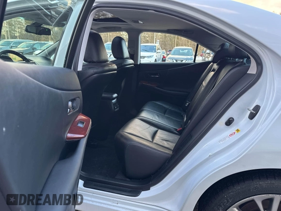 2010 Lexus HS 250h with VIN JTHBB1BAXA2003619, listed as a IAAI auction lot 41516245 with 236,576 mi miles and . Bid and sale history available at DreamBid. Image 8.