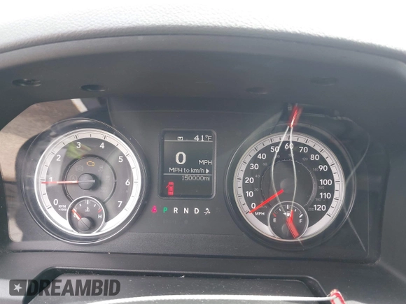 2015 Ram 1500 Express z VIN 1C6RR7KT3FS647476, wystawiony jako IAAI lot #41987391 z przebiegiem 150 000 mil mil oraz . Historia ofert i sprzedaży dostępna na DreamBid. Obrazek 7.